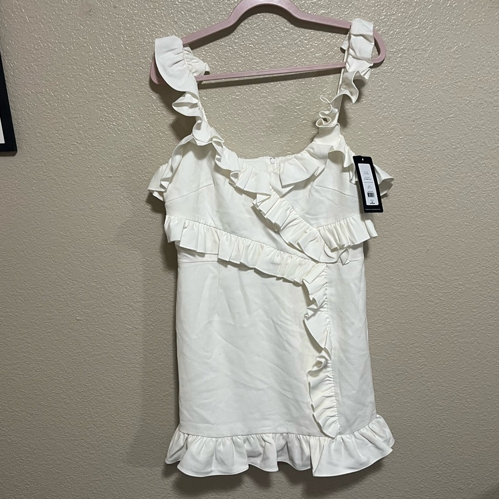 Elegant White Ruffle Women's Dress